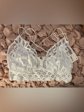 Free PeopleWhite Lace Bralette BNWT size M